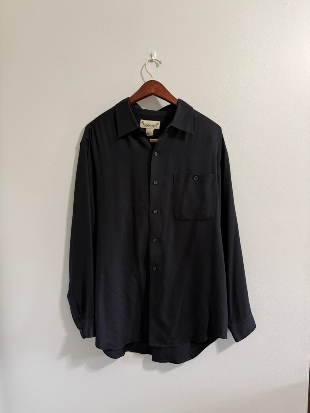 Paradise Coves Men's Casual Button-Down Shirt 100% Silk